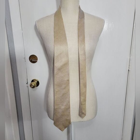 Michael Kors Men's Iridescent imported Silk Neck-Tie - Picture 3 of 12